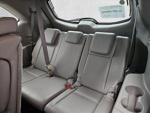 Used 2017 Toyota Highlander XLE AWD/4WD image 21