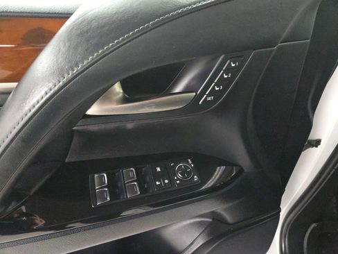 Used 2018 Lexus LX 570 4WD image 28