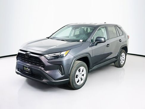 Used 2024 Toyota RAV4 LE image 3