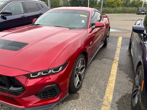 Used 2024 Ford Mustang GT w/ GT Performance Package RWD image 6