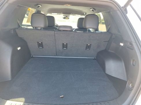 Used 2025 Chevrolet Equinox LT w/ Convenience Package II image 15