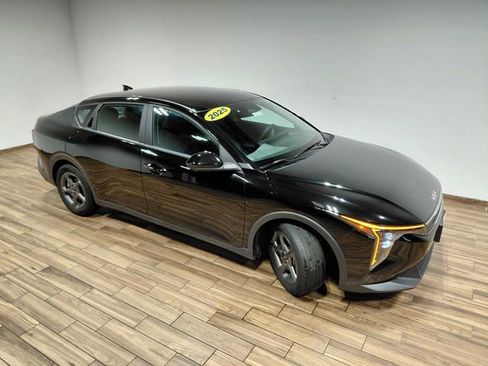Used 2025 Kia K4 FWD image 7