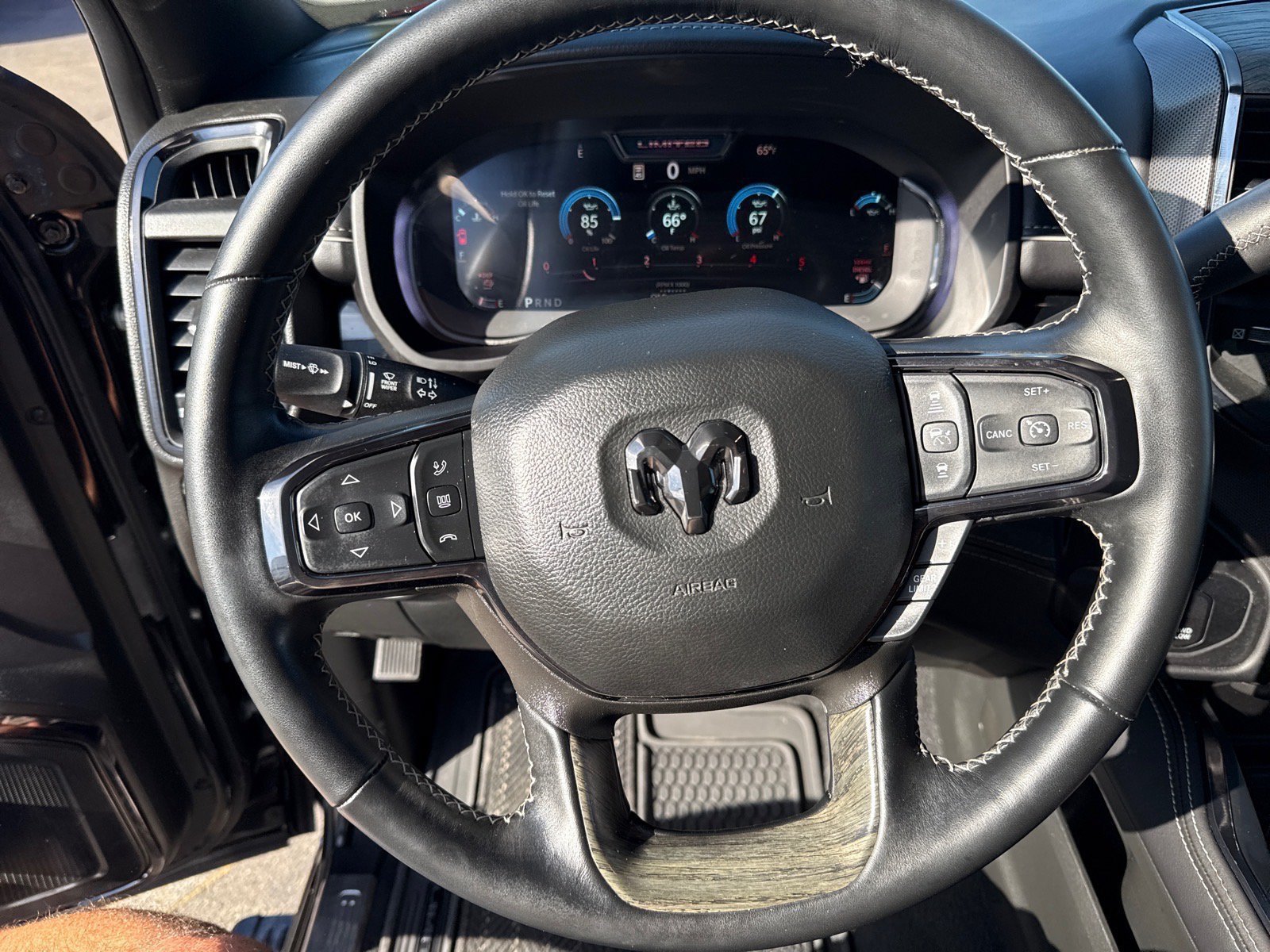 Used 2026 RAM 3500 Limited AWD/4WD image 10