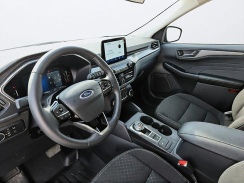 Used 2024 Ford Escape Active AWD/4WD image 11