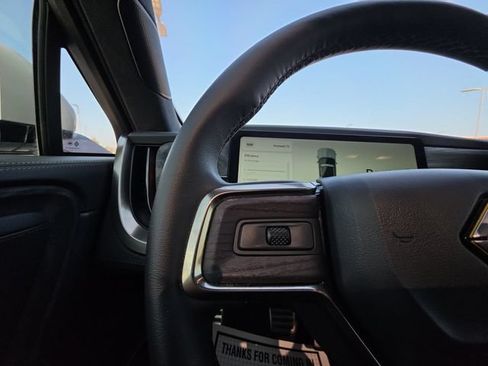 Used 2022 Rivian R1T Adventure AWD/4WD image 11