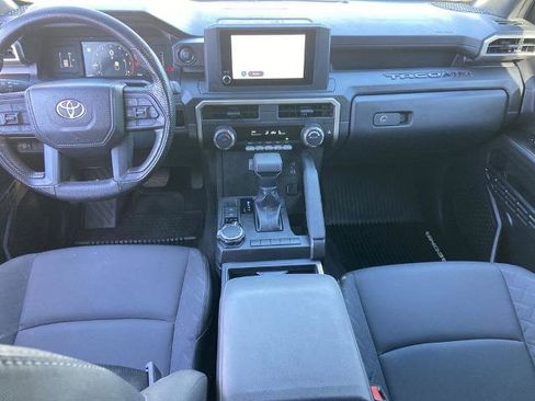 Used 2025 Toyota Tacoma SR image 15