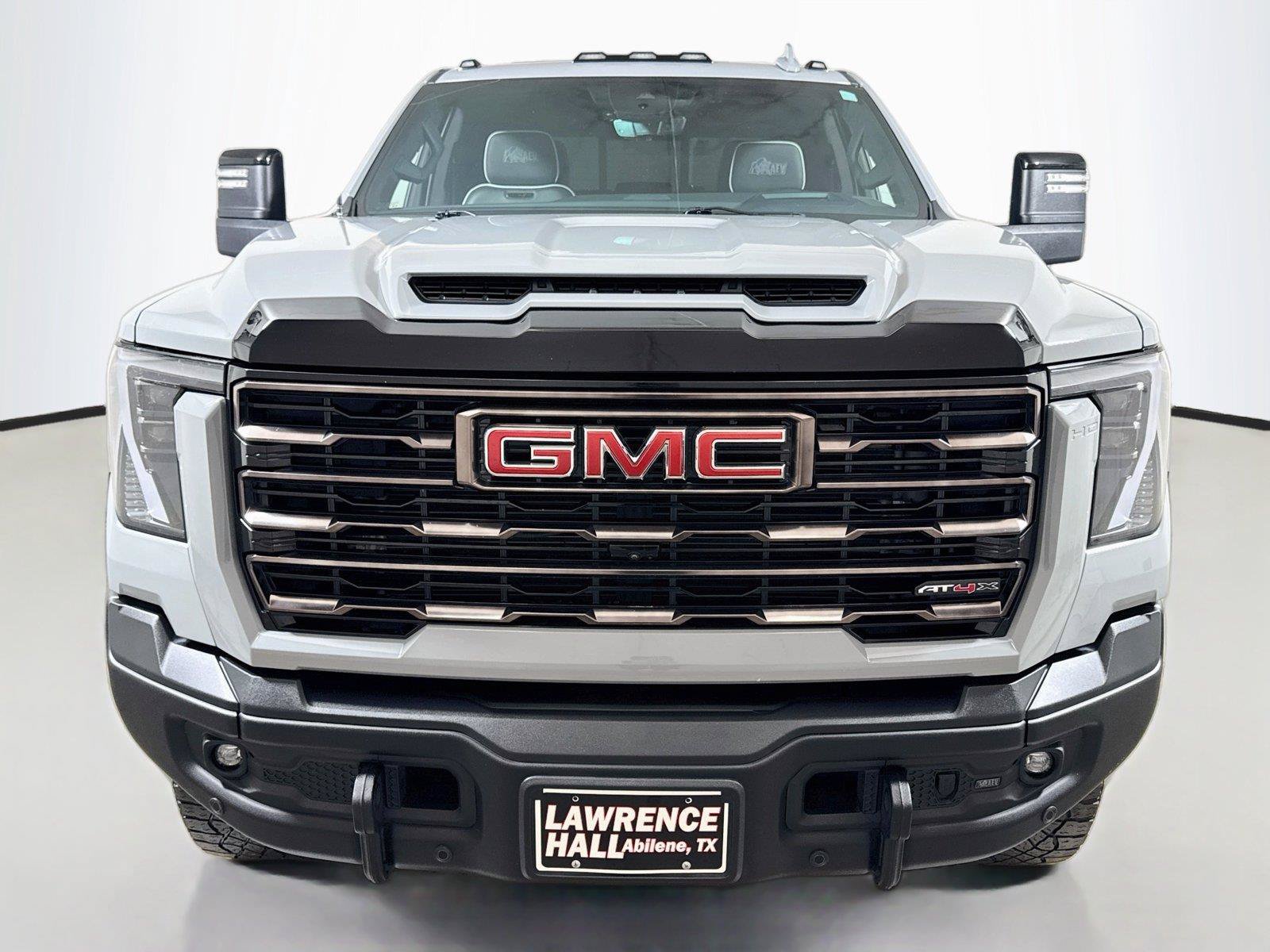 Certified 2025 GMC Sierra 2500 AT4X w/ AT4X AEV Edition AWD/4WD image 2