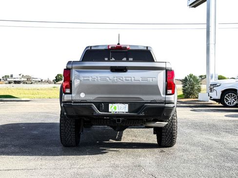 Used 2026 Chevrolet Colorado ZR2 AWD/4WD image 11