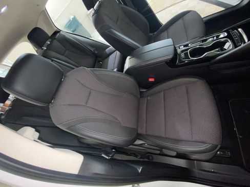 Used 2023 Buick Envision Preferred AWD/4WD image 15