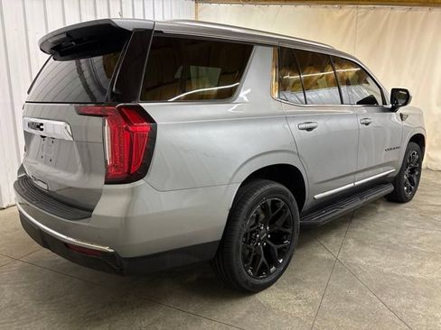 Used 2023 GMC Yukon SLT AWD/4WD image 6