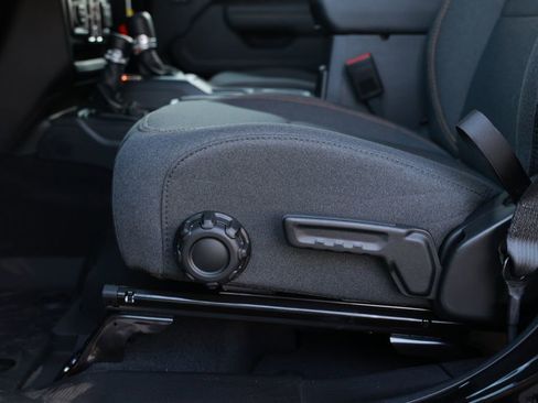 New 2026 Jeep Gladiator Sport image 14