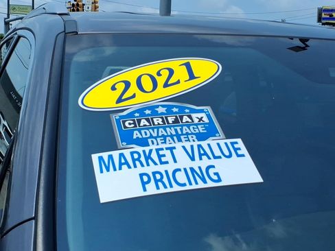 Used 2021 Honda Pilot Touring image 9