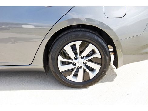 Used 2024 Nissan Altima 2.5 S FWD image 30