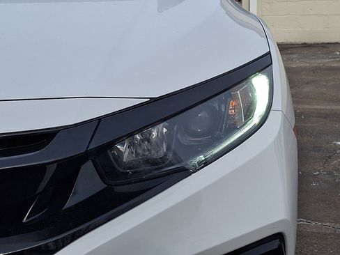 Used 2021 Honda Civic Sport image 12