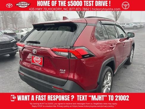 Used 2020 Toyota RAV4 XLE Premium image 5