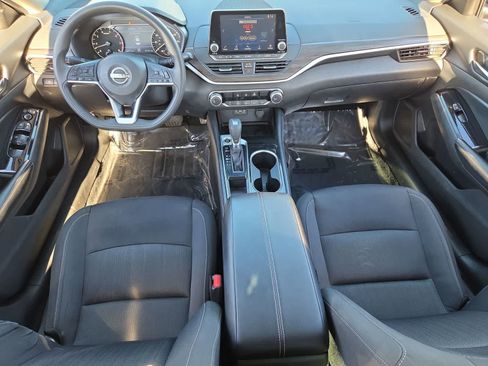 Used 2023 Nissan Altima 2.5 SV image 16