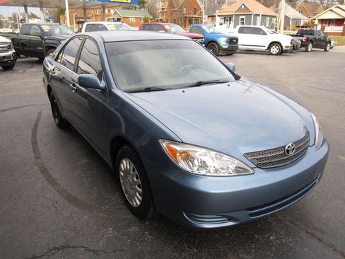 Used 2003 Toyota Camry LE image 4