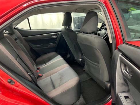 Used 2017 Toyota Corolla LE w/ Body Protection Package FWD image 10