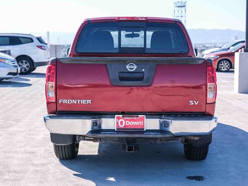 Used 2020 Nissan Frontier SV RWD image 5