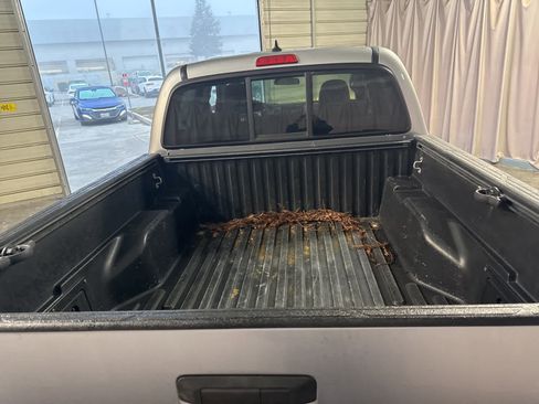 Used 2015 Toyota Tacoma 4x4 Double Cab image 15