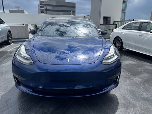 Used 2019 Tesla Model 3 Standard Range Plus RWD image 2