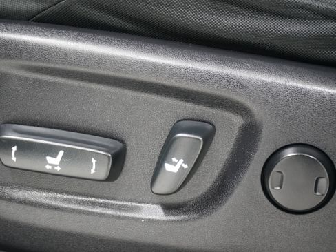Used 2013 Toyota 4Runner SR5 RWD image 16