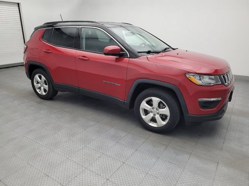 Used 2018 Jeep Compass Latitude w/ Popular Equipment Group FWD image 11