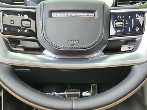 Used 2025 Land Rover Range Rover SE AWD/4WD image 39
