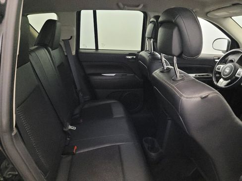 Used 2016 Jeep Compass Latitude AWD/4WD image 19
