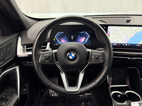 Used 2025 BMW X1 xDrive28i image 9