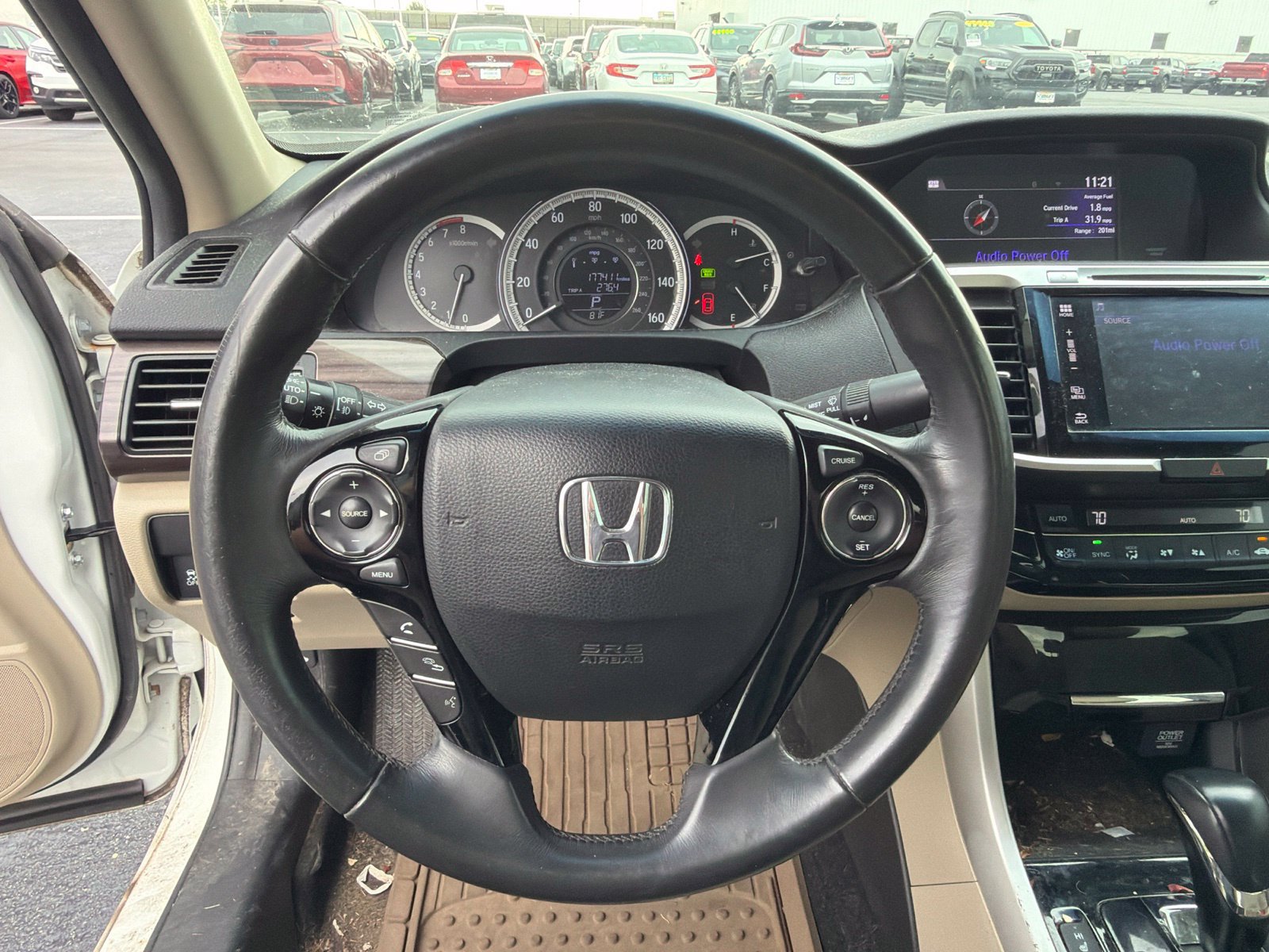 Used 2017 Honda Accord EX-L image 8