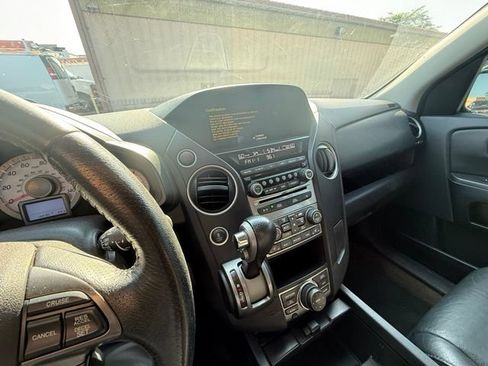 Used 2014 Honda Pilot Touring image 15