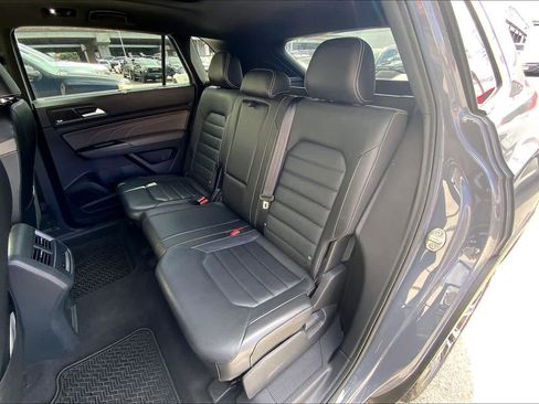 Used 2022 Volkswagen Atlas Cross Sport SEL Premium R-Line AWD/4WD image 29
