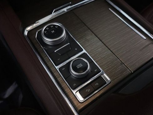 Used 2024 Ford Expedition Max Limited image 55