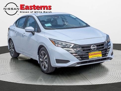 New 2025 Nissan Versa SV w/ Trunk Package FWD image 4