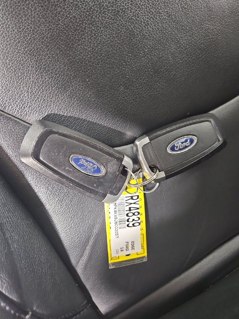 Used 2018 Ford Edge Titanium AWD/4WD image 28