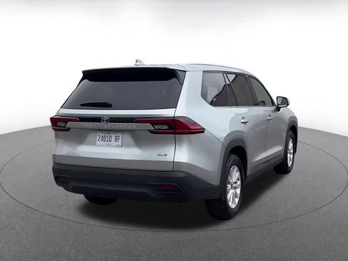Used 2025 Toyota Grand Highlander FWD image 15