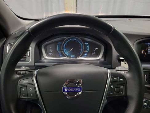 Used 2015 Volvo S60 T5 Premier image 16