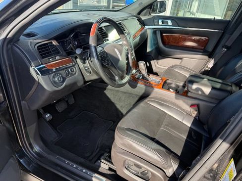 Used 2013 Lincoln MKS AWD image 5