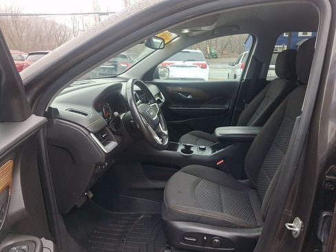 Used 2020 GMC Terrain SLE w/ Driver Convenience Package image 13