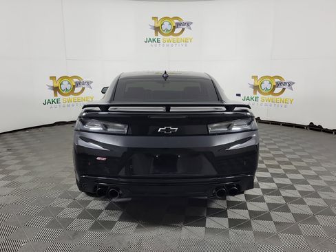 Used 2016 Chevrolet Camaro SS image 3