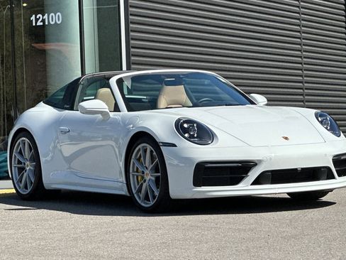 Certified 2024 Porsche 911 Targa 4S image 10