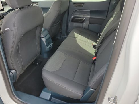 Used 2025 Ford Maverick XL image 10