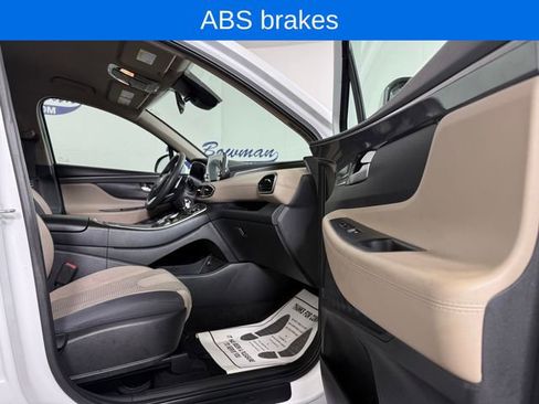 Used 2023 Hyundai Santa Fe SE AWD/4WD image 16