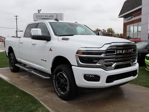 Used 2025 RAM 2500 Laramie image 4