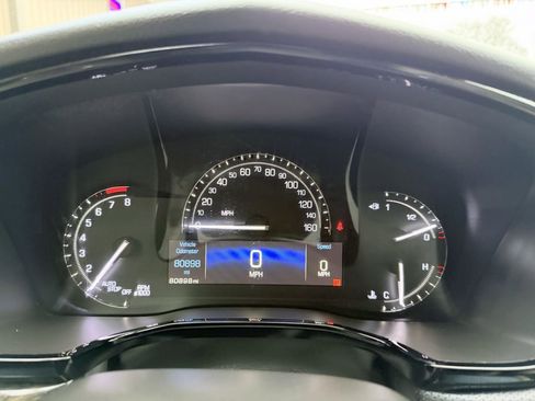 Used 2018 Cadillac XT5 FWD image 14