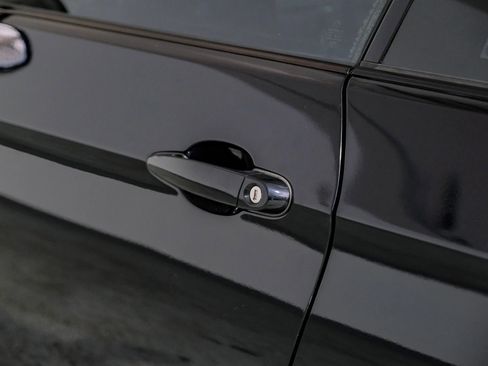 Used 2013 BMW M3 Coupe w/ Premium Pkg image 34