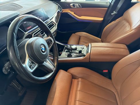 Used 2021 BMW X5 xDrive40i w/ M Sport Package AWD/4WD image 4