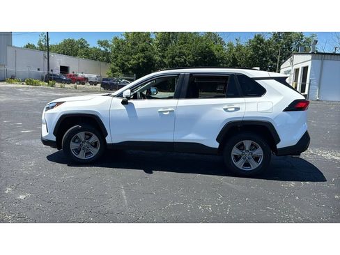 Certified 2024 Toyota RAV4 XLE AWD/4WD image 5