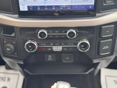 Used 2021 Ford F150 XLT w/ Equipment Group 302A High image 18